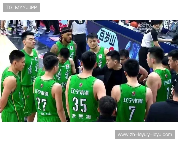 高空优势压倒足坛与CBA巨人降维打击实验解析 高空优势压倒足坛与CBA巨人降维打击实验解析