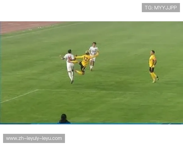 焦点战报西海岸1-1铁人李浩然折射远射上演绝平好戏